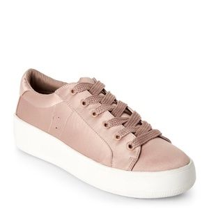 🌸 Steve Madden Bertie Platform Blush Sneakers